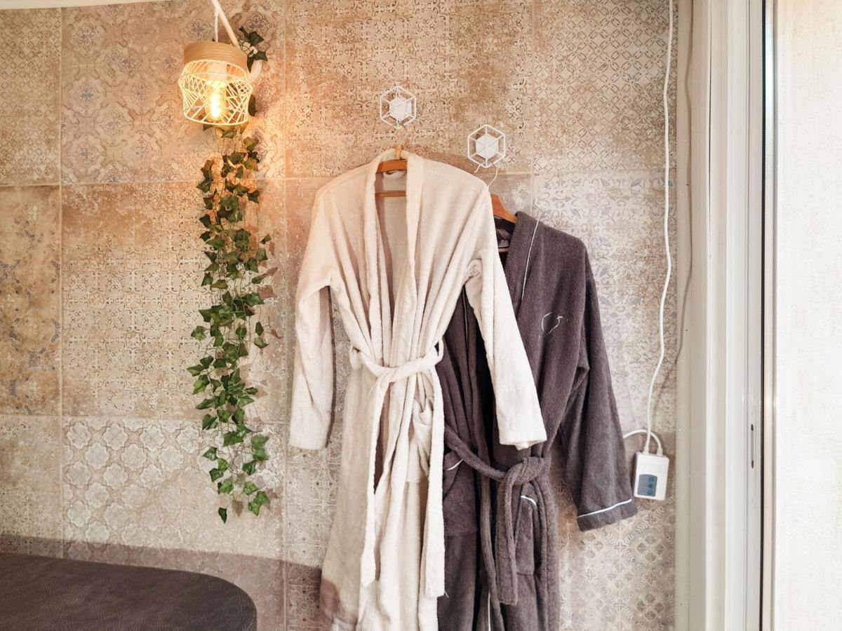 Lux, Chambre Spa Privatif Valenciennes Aulnoy-lez-Valenciennes Zewnętrze zdjęcie