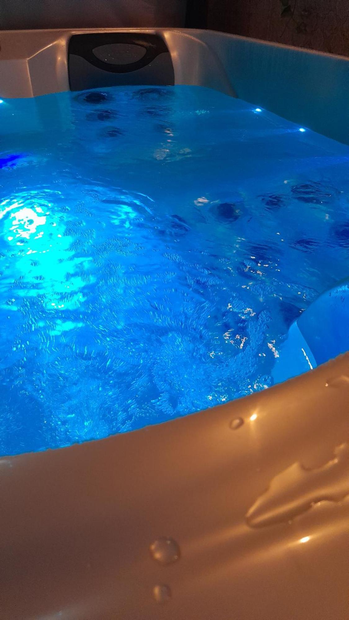 Lux, Chambre Spa Privatif Valenciennes Aulnoy-lez-Valenciennes Zewnętrze zdjęcie